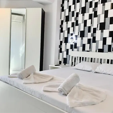 Aparthotelmamaianord 610 Sa Building Stefan Resort Sea Front View Năvodari